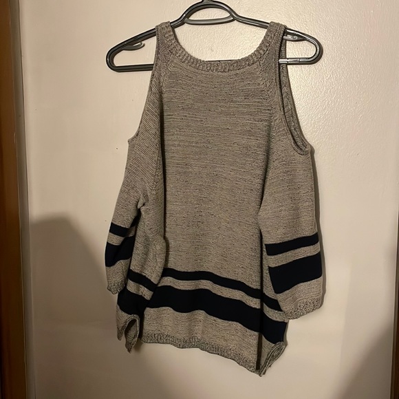 RVCA Open Shoulder Sweater - Picture 4 of 8